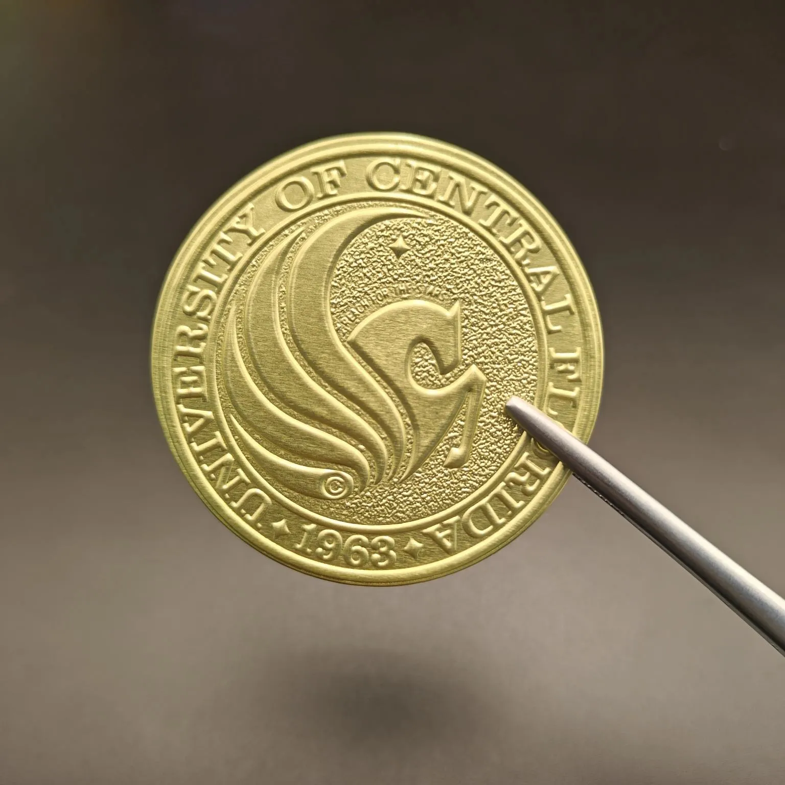 Bagaimanakah Label Wain Boleh Membuatkan Botol Anda Tidak Boleh Diabaikan?