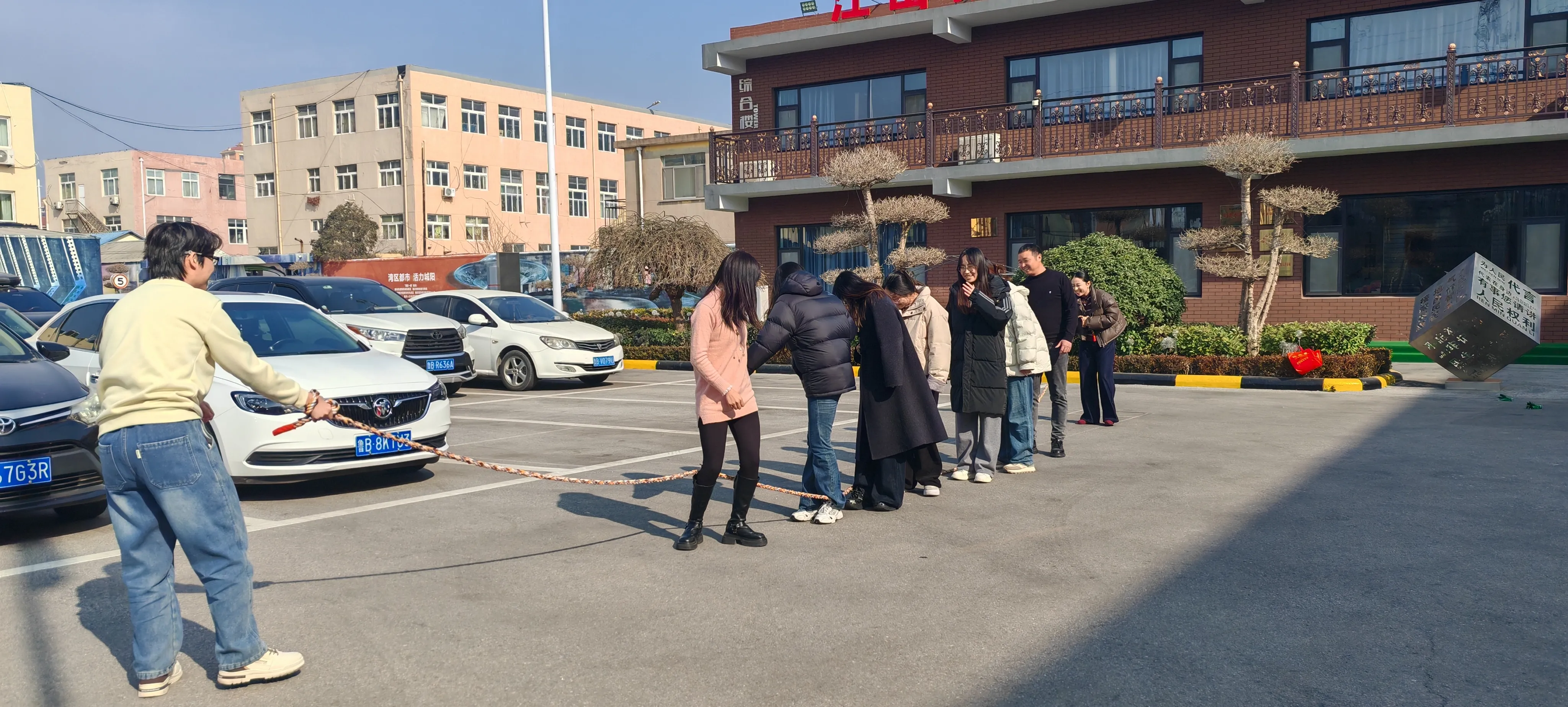 Semangat Pasukan Memuncak di JOJO Pack