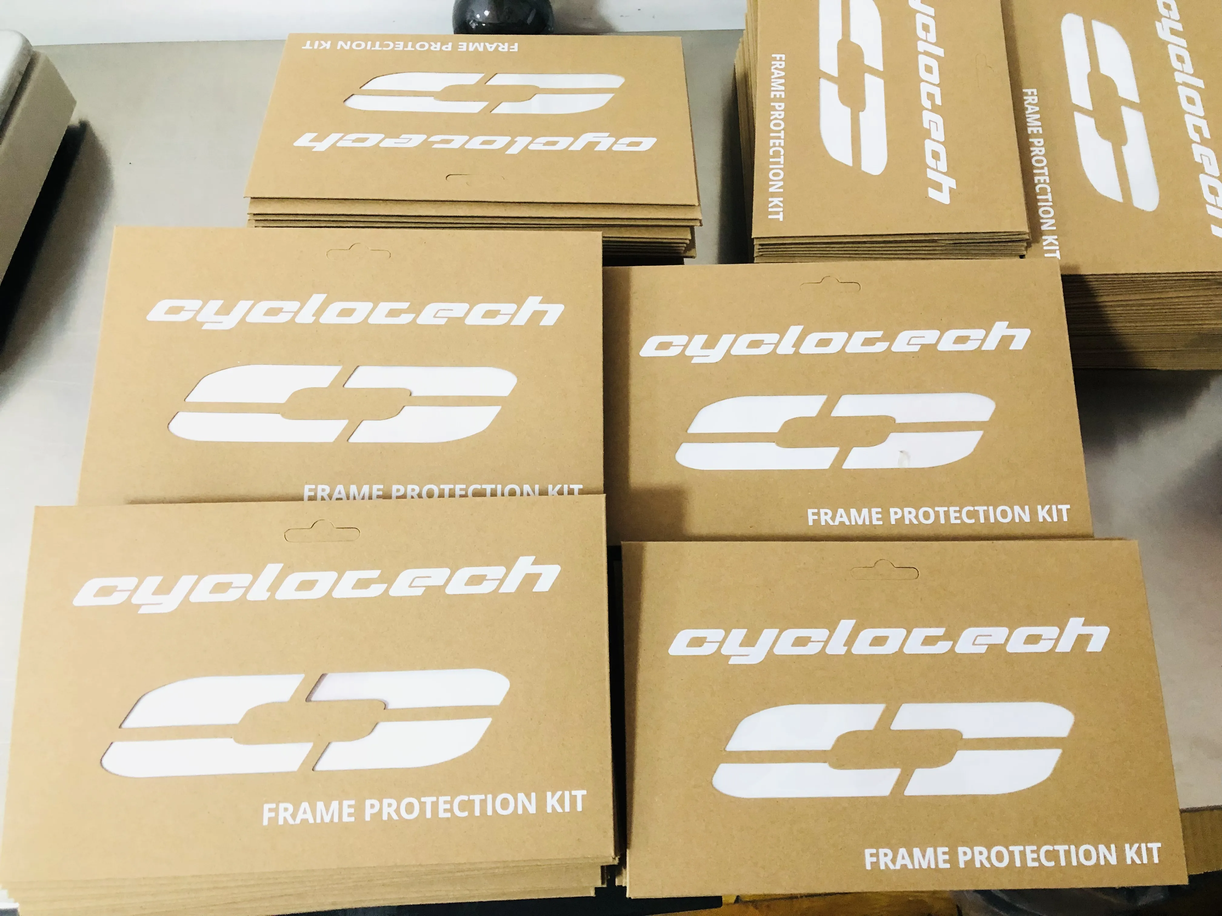 Pelekat bingkai basikal kini dihantar ke belanda