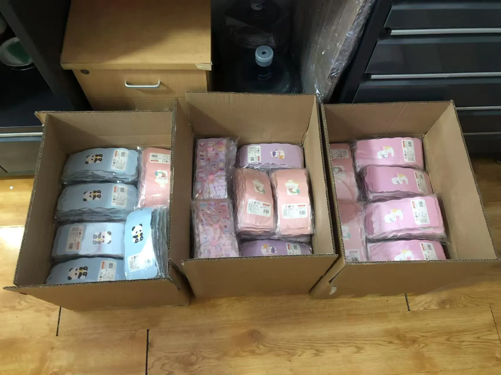 Adakah anda suka pelekat berbentuk punggung boleh picit?