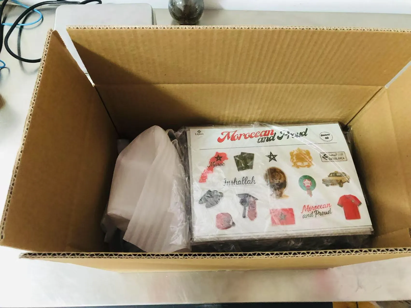 Pelanggan telah memesan label resin epoksi JOJO Pack sekali lagi