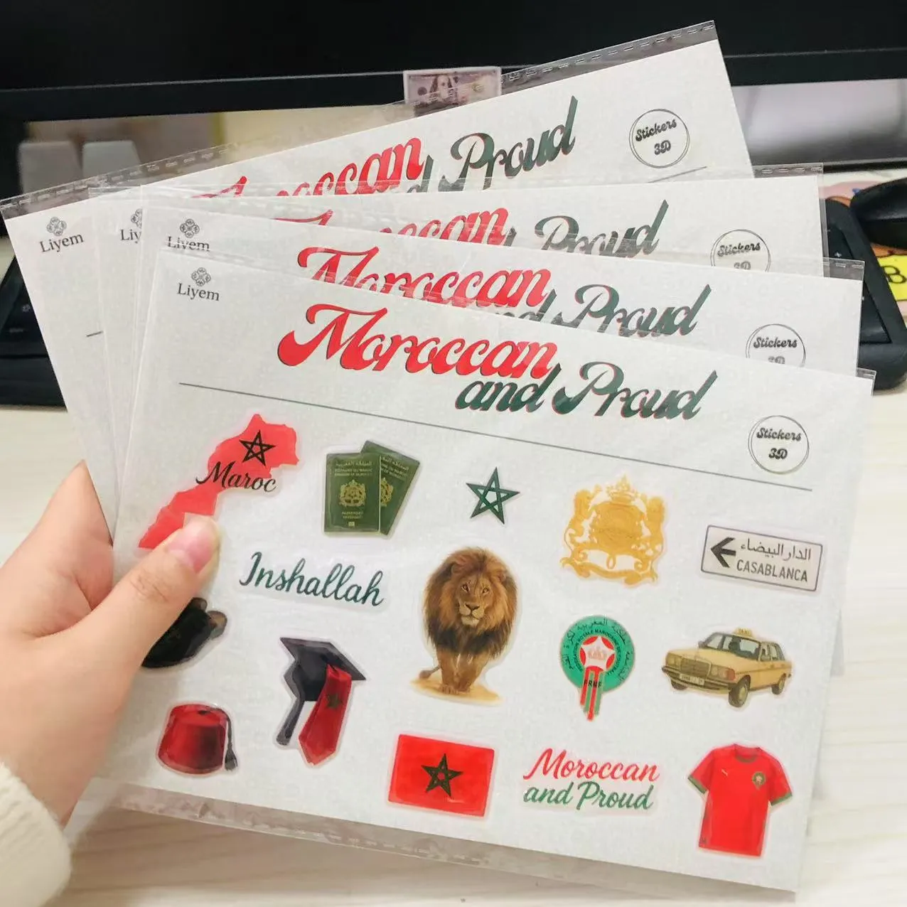 Pelekat Resin Epoksi Kubah