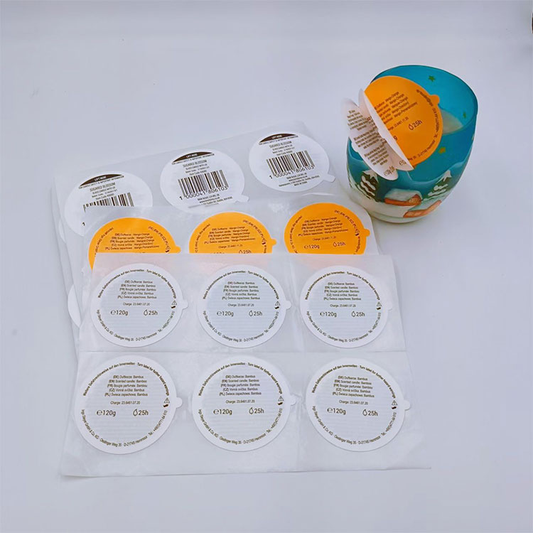 Label tiga lapisan